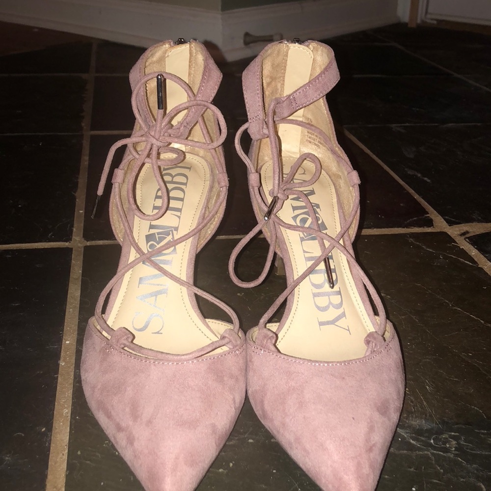 Beautiful lace up light purple velvet stilettos